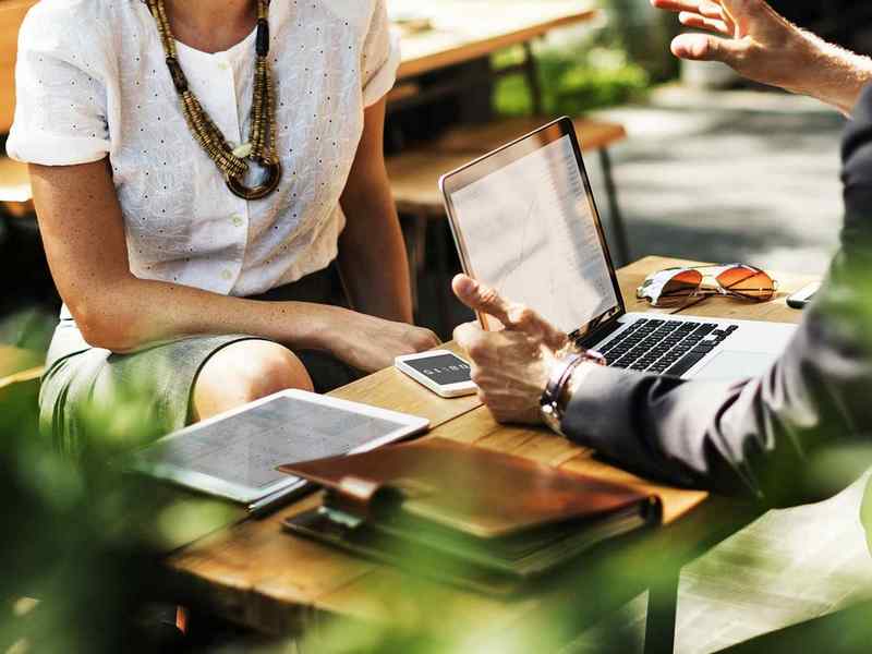 Partita IVA, anche i lavoratori dipendenti possono averne una