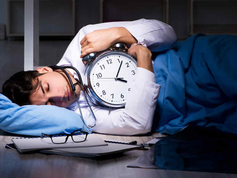 Turno di notte, i consigli per affrontarlo