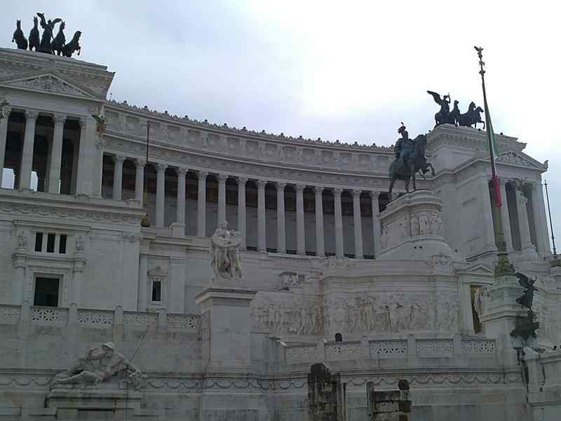 Notizie false in rete, il fenomeno che sta cambiando questo periodo storico